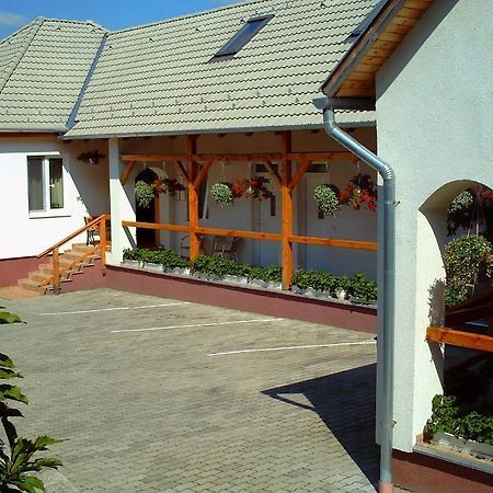 Polonia Apartman Apartment Egerszalok Bagian luar foto