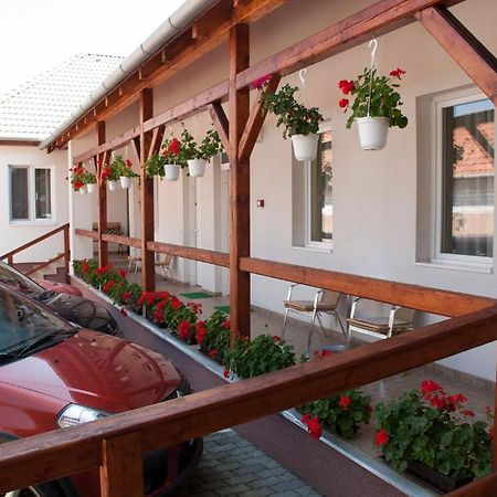 Polonia Apartman Apartment Egerszalok Bagian luar foto
