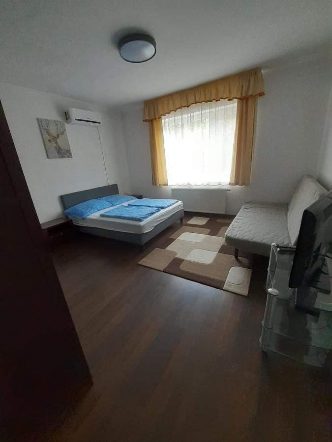 Polonia Apartman Apartment Egerszalok Bagian luar foto