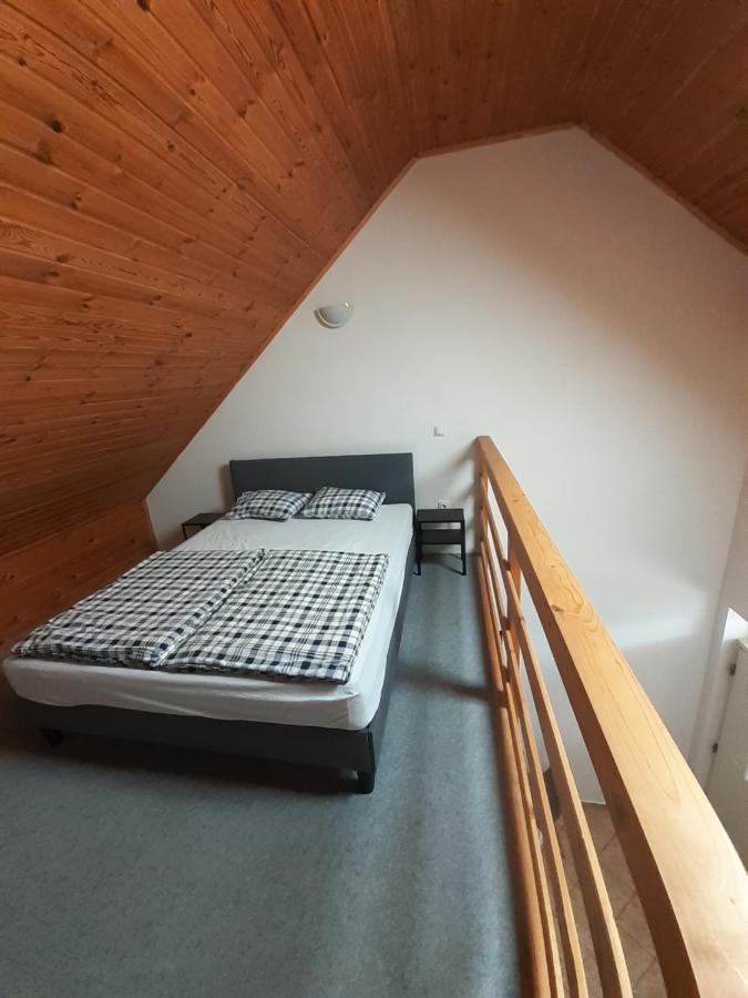 Polonia Apartman Apartment Egerszalok Bagian luar foto